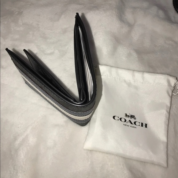 Coach wallet - Picture 2 of 4